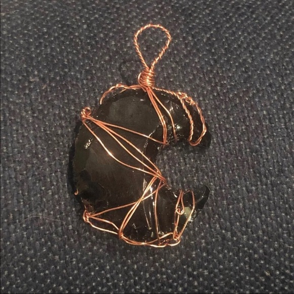 NWT Moon Rainbow Aura Quartz Necklace - Picture 3 of 3